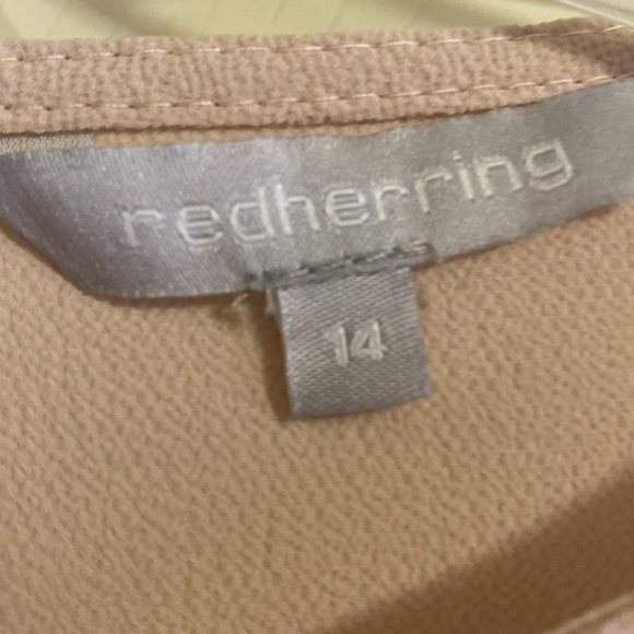 Red herring women’s tan colored blouse - Picture 2 of 4